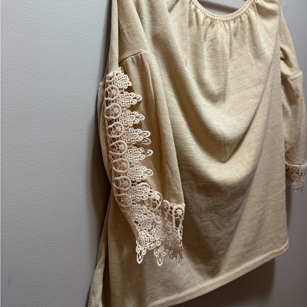 Women's Tunic with Lace Trim - Picture 2 of 4